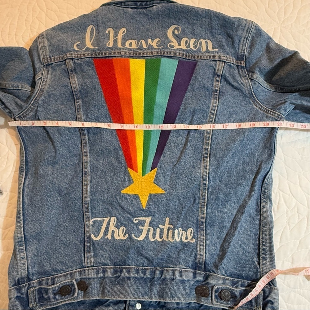 🌈 Levi's Future Pride Jacket (M) Limited Edition - Picture 7 of 16